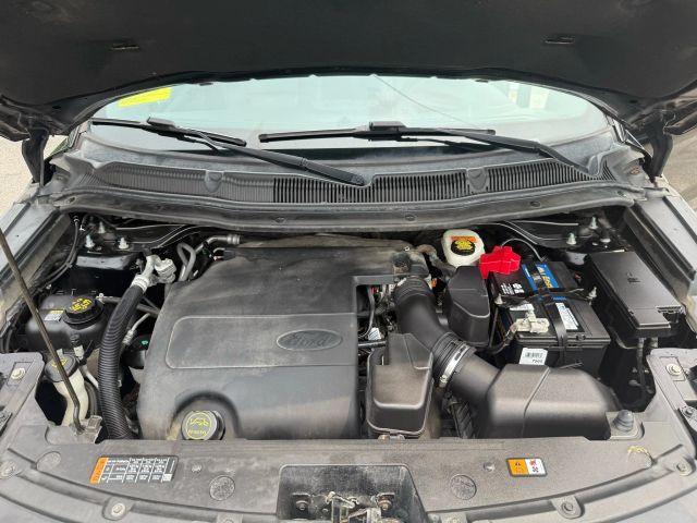 Photo of 2017 Black Ford Explorer