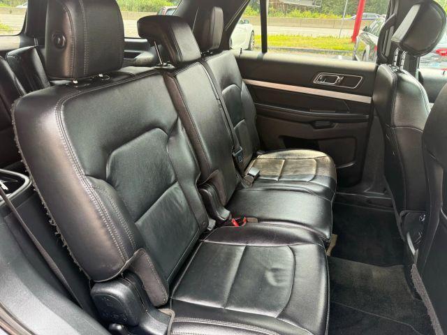 Photo of 2017 Black Ford Explorer