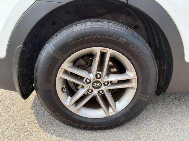 Photo of 2018 Frost White Pearl Hyundai Santa Fe Sport