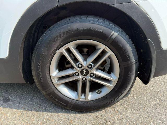 Photo of 2018 Frost White Pearl Hyundai Santa Fe Sport