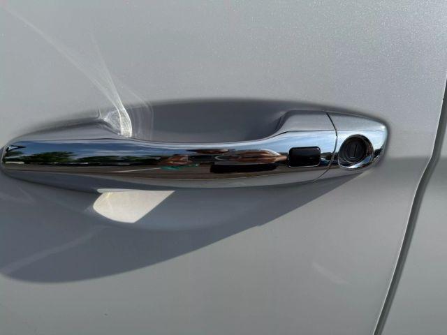 Photo of 2018 Frost White Pearl Hyundai Santa Fe Sport