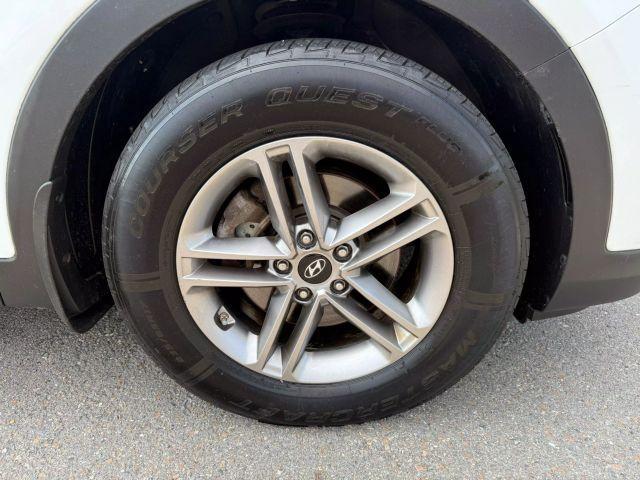 Photo of 2018 Frost White Pearl Hyundai Santa Fe Sport