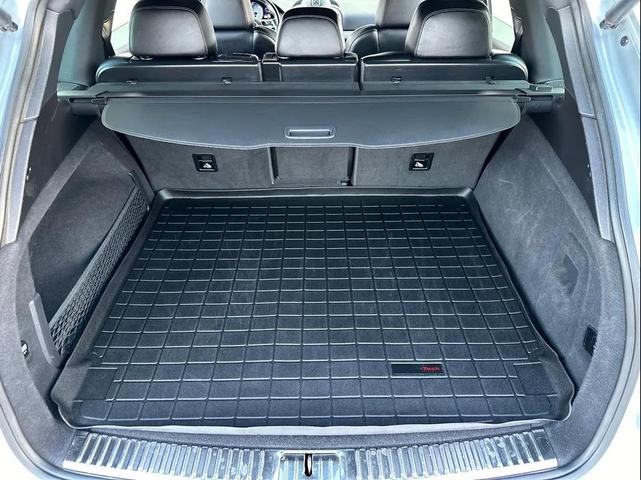 Photo of 2017 Silver Porsche Cayenne
