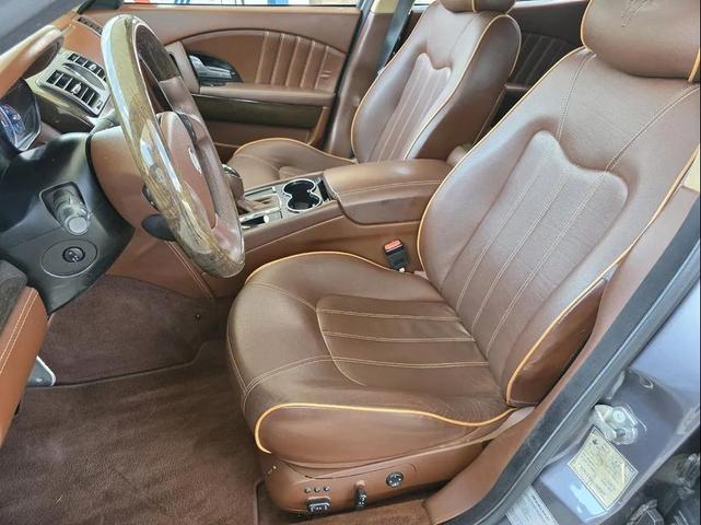 Photo of 2012 Gold Maserati Quattroporte