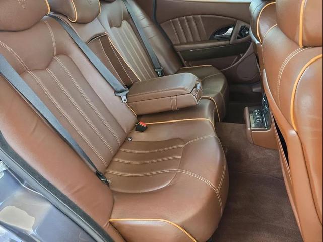Photo of 2012 Gold Maserati Quattroporte