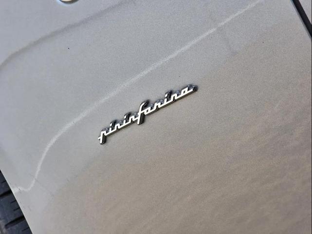 Photo of 2012 Gold Maserati Quattroporte