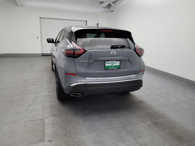 Photo of 2022 Gray Nissan Murano