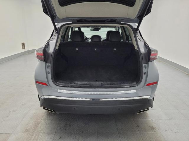 Photo of 2022 Gray Nissan Murano