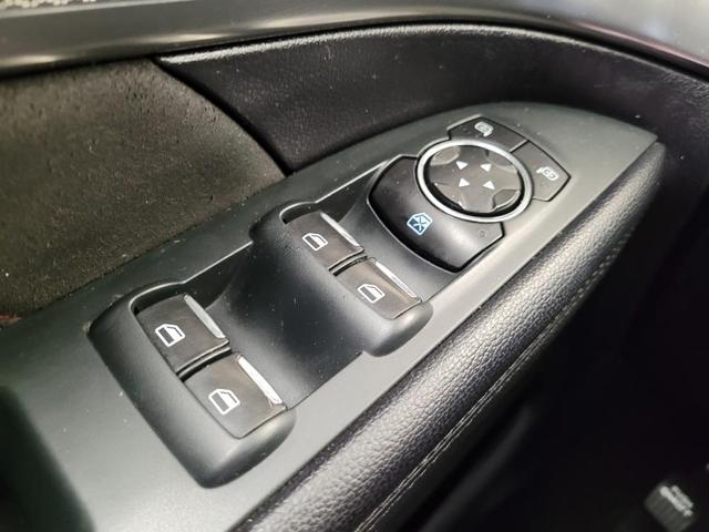 Photo of 2019 Agate Black Metallic Ford Explorer