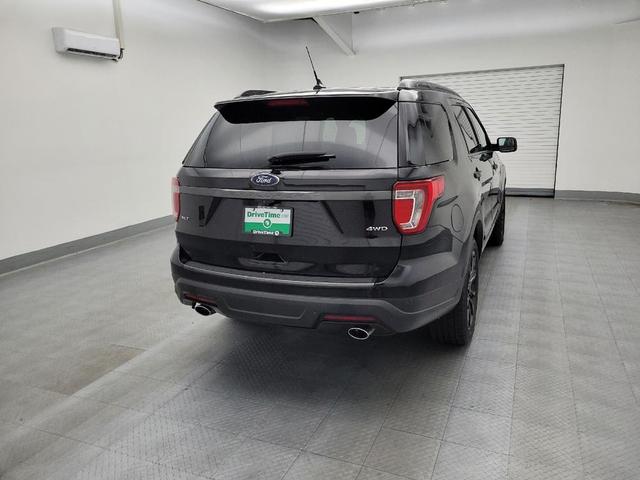 Photo of 2019 Agate Black Metallic Ford Explorer