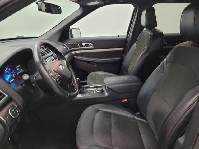 Photo of 2019 Agate Black Metallic Ford Explorer
