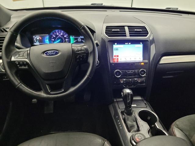 Photo of 2019 Agate Black Metallic Ford Explorer
