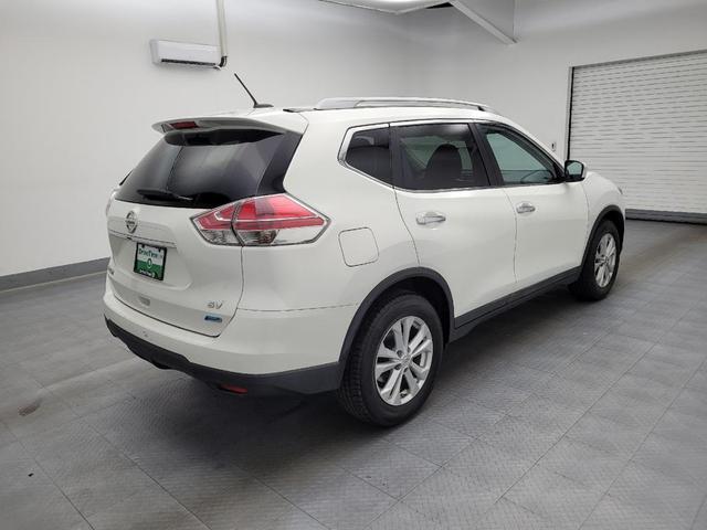 Photo of 2014 Moonlight White Nissan Rogue