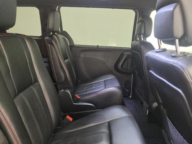 Photo of 2019 White Knuckle Clearcoat Dodge Grand Caravan