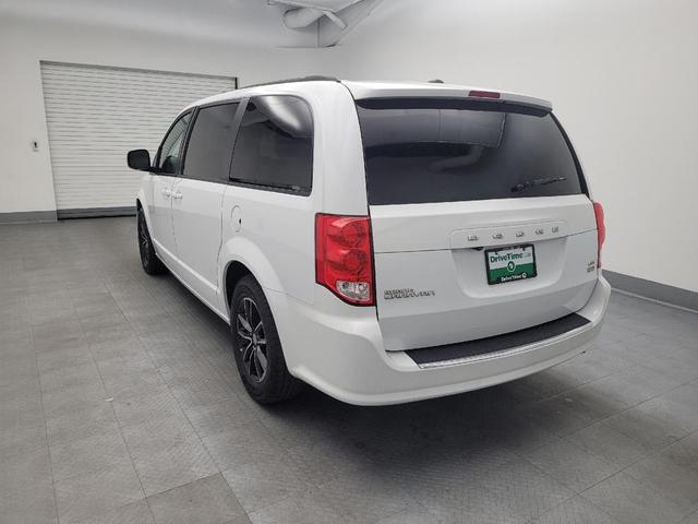 Photo of 2019 White Knuckle Clearcoat Dodge Grand Caravan