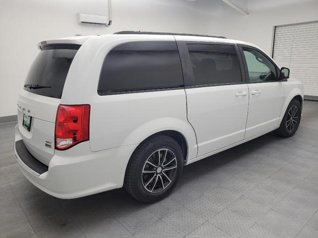 Photo of 2019 White Knuckle Clearcoat Dodge Grand Caravan