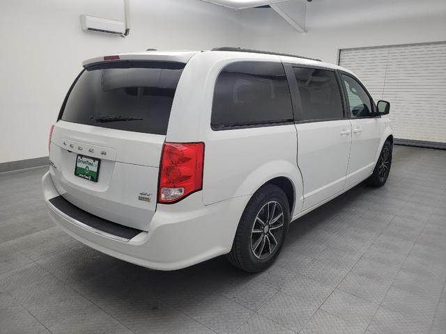 Photo of 2019 White Knuckle Clearcoat Dodge Grand Caravan