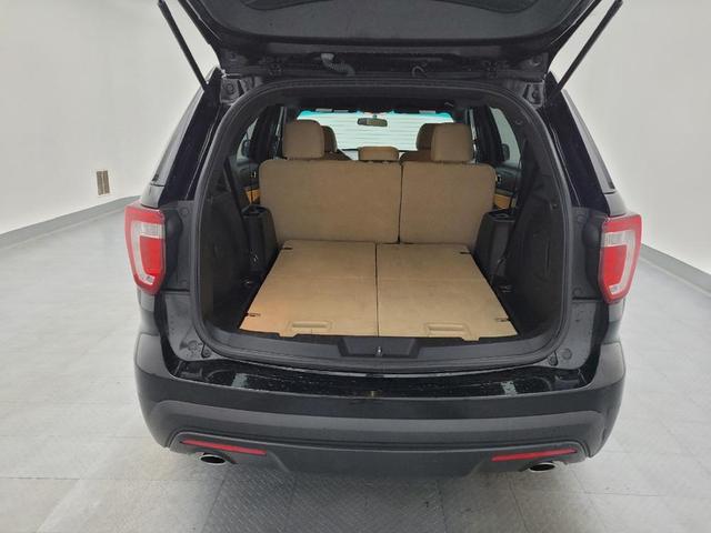 Photo of 2016 Shadow Black Ford Explorer