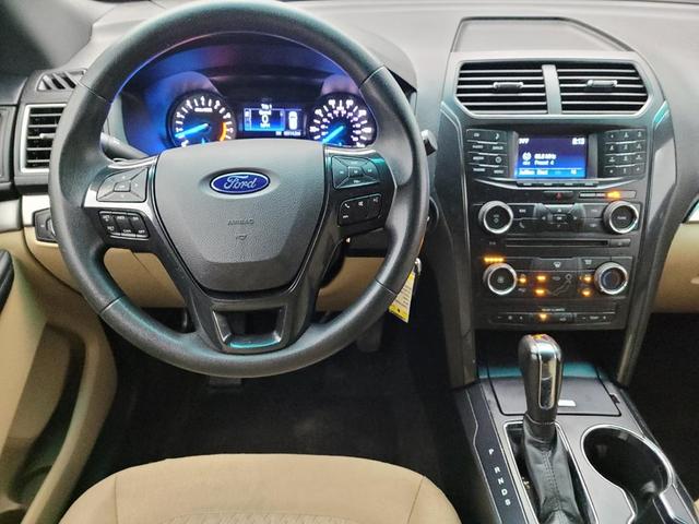 Photo of 2016 Shadow Black Ford Explorer
