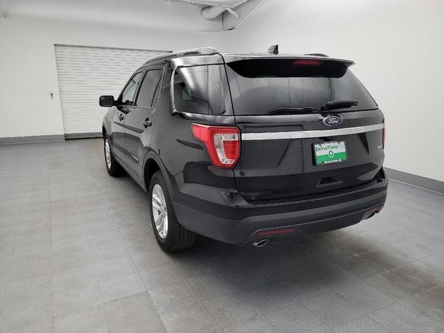 Photo of 2016 Shadow Black Ford Explorer