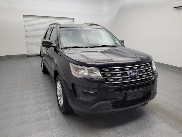 Photo of 2016 Shadow Black Ford Explorer