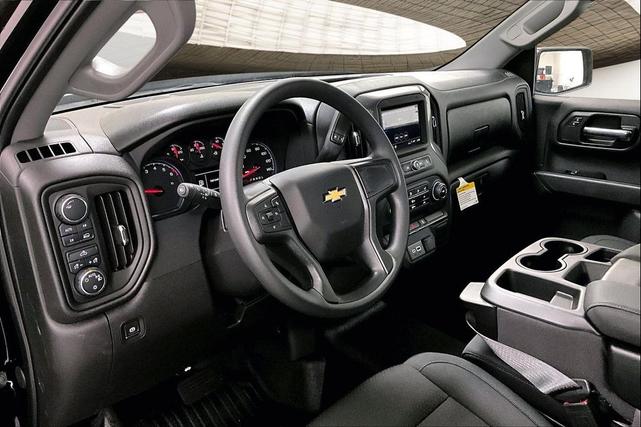 Photo of 2025 Black Chevrolet Silverado 1500