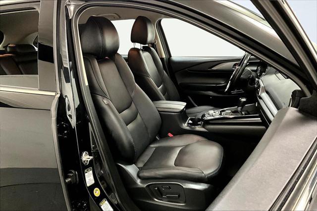 Photo of 2022 Jet Black Mica Mazda CX-9