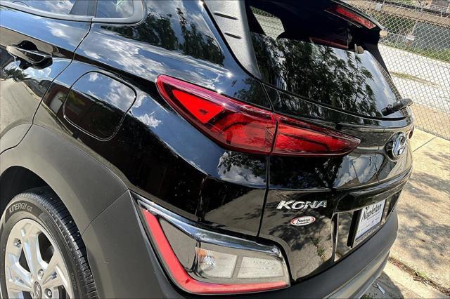 Photo of 2022 Ultra Black Hyundai KONA