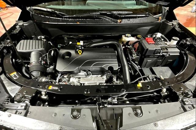Photo of 2026 Mosaic Black Metallic Chevrolet Equinox