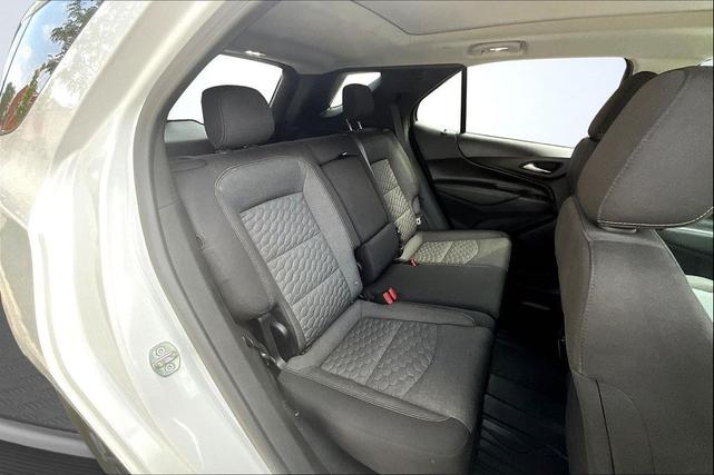 Photo of 2020 Summit White Chevrolet Equinox