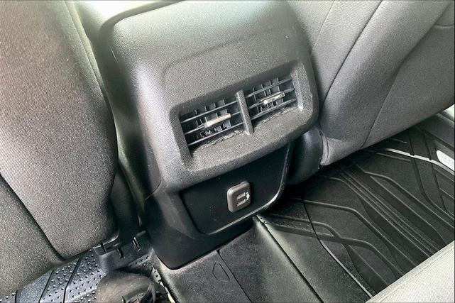 Photo of 2020 Summit White Chevrolet Equinox