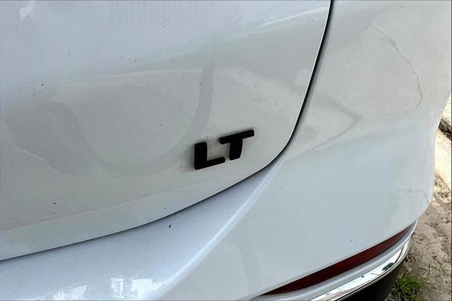 Photo of 2020 Summit White Chevrolet Equinox