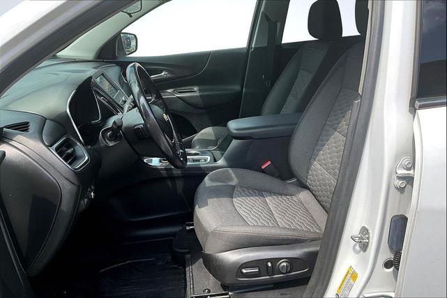 Photo of 2020 Summit White Chevrolet Equinox