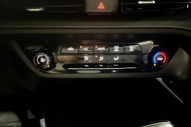 Photo of 2021 Ebony Twilight Metallic Buick Envision