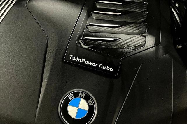 Photo of 2022 Arctic Grey Metallic BMW X5