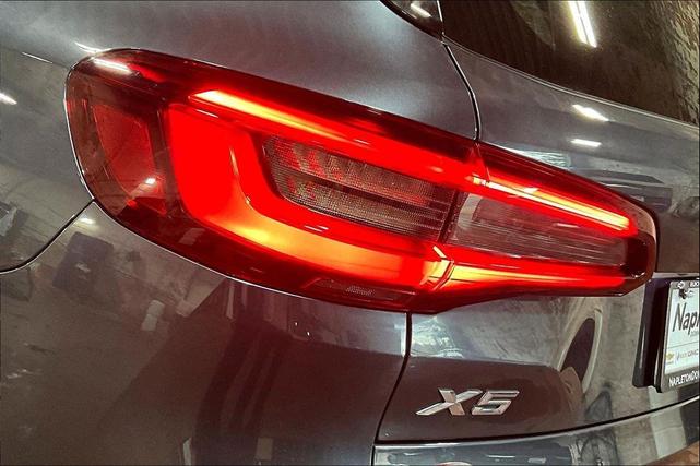 Photo of 2022 Arctic Grey Metallic BMW X5