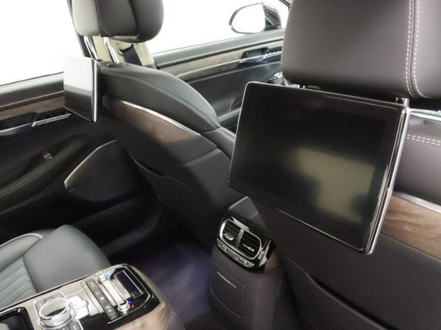 Photo of 2020 Vik Black Genesis G90