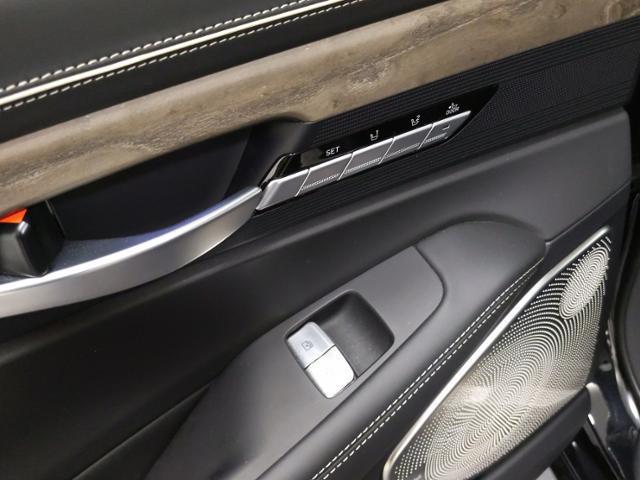 Photo of 2020 Vik Black Genesis G90
