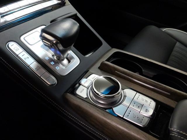Photo of 2020 Vik Black Genesis G90