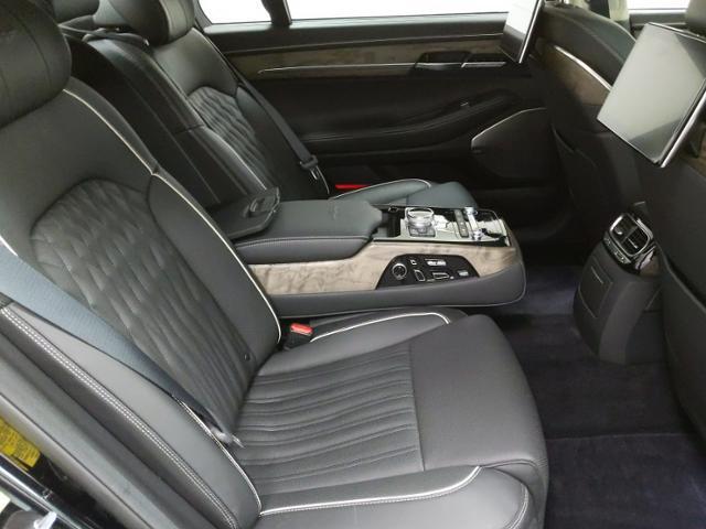Photo of 2020 Vik Black Genesis G90