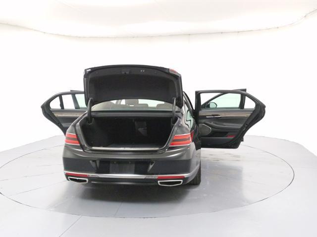 Photo of 2020 Vik Black Genesis G90