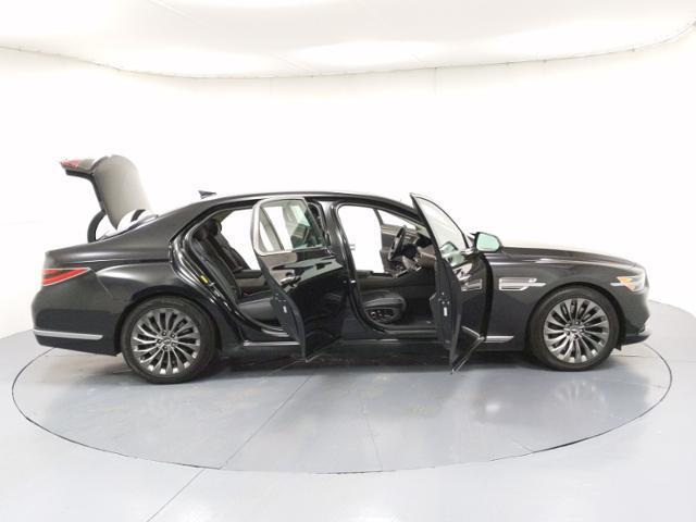 Photo of 2020 Vik Black Genesis G90