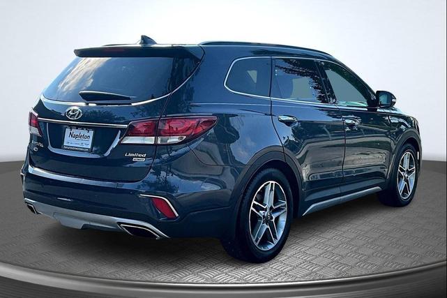 Photo of 2017 Night Sky Pearl Hyundai SANTA FE