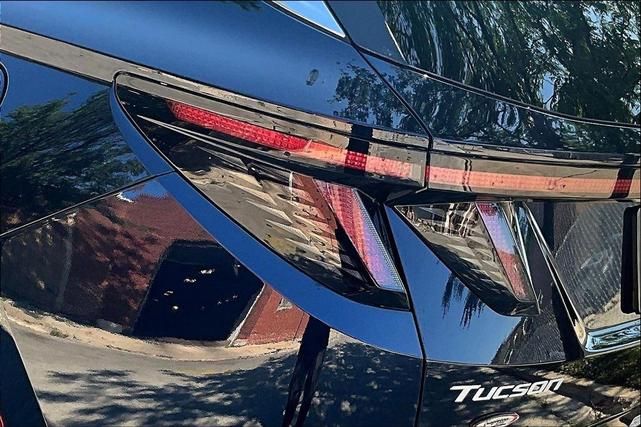 Photo of 2025 Deep Sea Hyundai TUCSON Hybrid