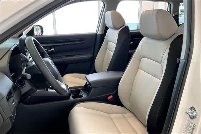 Photo of 2025 Platinum White Pearl Honda CR-V
