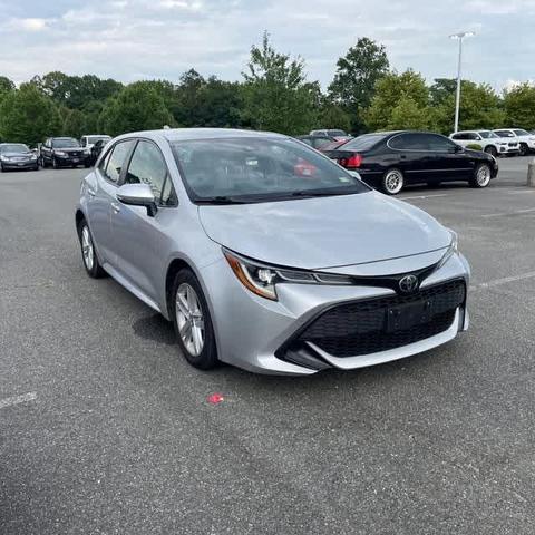 Photo of 2019 Classic Silver Metallic Toyota Corolla Hatchback