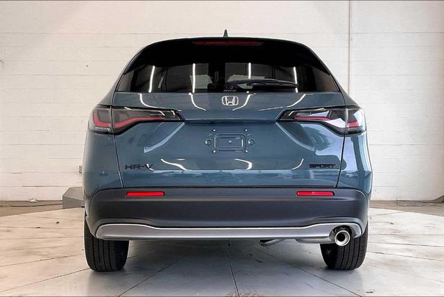 Photo of 2026 Pearl Honda HR-V