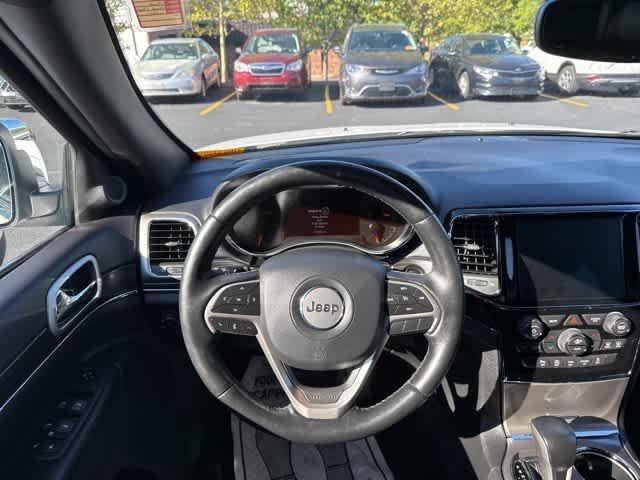 Photo of 2020 Bright White Clearcoat Jeep Grand Cherokee