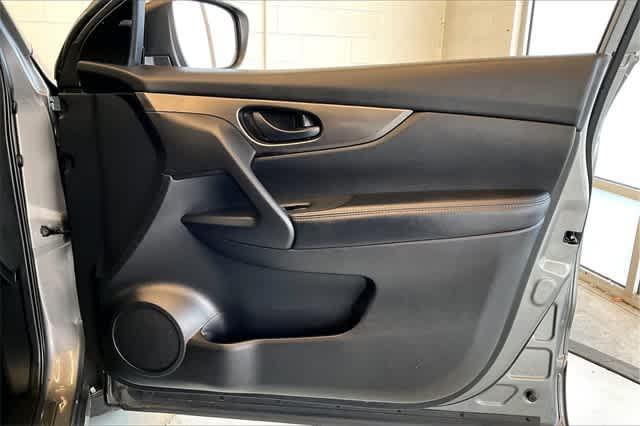 Photo of 2019 Gun Metallic Nissan Rogue Sport
