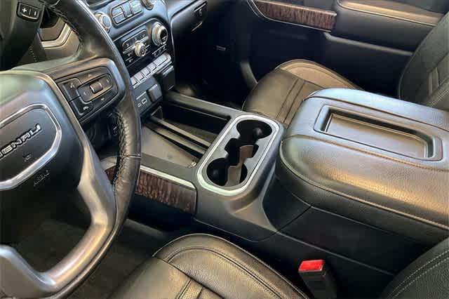 Photo of 2020 Onyx Black GMC Sierra 2500